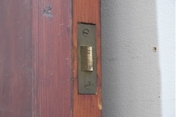 アンティーク建具　昭和初期　素朴なデザインのガラス扉1枚　(R-083629)