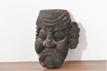 和製アンティーク　古民芸　時代物　江戸～明治期　特大　力強い表情が目を引く木彫りの竈(かまど)面(古面、オブジェ、飾り、アート)(R-083630)
