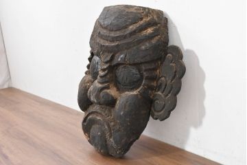 和製アンティーク　古民芸　時代物　江戸～明治期　特大　力強い表情が目を引く木彫りの竈(かまど)面(古面、オブジェ、飾り、アート)(R-083630)