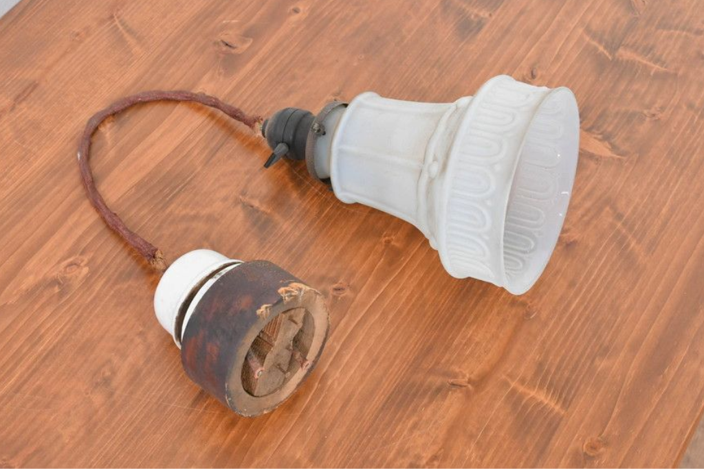 和製アンティーク　レトロ照明　当時物の雰囲気を残すガイシ(碍子)付きペンダントライト　(R-083636)