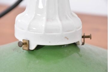 和製アンティーク　グリーンカラーがお洒落なアクセントになる大振りサイズのホーロー照明(ペンダントライト、吊り下げ照明、天井照明、琺瑯)(R-083640)