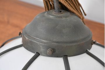 和製アンティーク　インテリアのアクセントに最適な房付き胴巻吊り下げ照明(天井照明、ランプシェード、ペンダントライト)(R-083651)