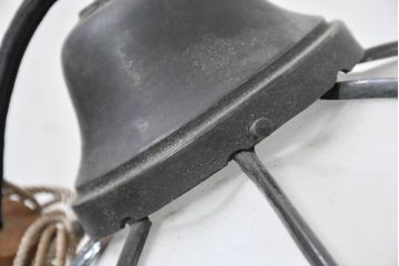 和製アンティーク　銅飾りとほおずきをモチーフにした柔らかなフォルムが魅力の天井照明(房付き、ペンダントライト、吊り下げ照明)(R-083652)