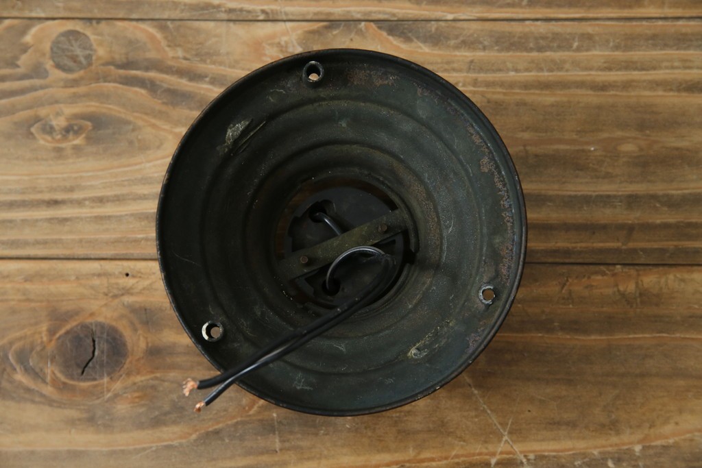 和製アンティーク　クラシックなフォルムとマットな質感が魅力のシーリングライト　(R-083656)