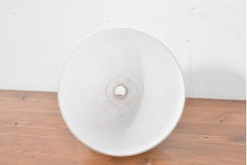 中古　柔らかな光で空間を演出するモダンなデザインが魅力的なペンダントライト(吊り下げ照明、天井照明、シェード、照明カバー)(R-083662)