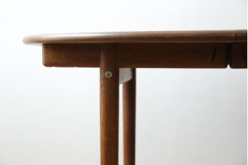 デンマークビンテージ　希少!!　PPモブラー　ハンス J. ウェグナー(HANS J. WEGNER)デザイン　PP70　オーク材　エクステンションテーブル(4人掛け、6人掛け、ダイニングテーブル、食卓、オーバル型、丸テーブル、ラウンドテーブル、北欧、ヴィンテージ)(定価約165万円)(R-083675)