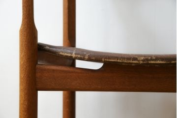 デンマークビンテージ　希少!!　PP Mobler(モブラー)社　ハンス J. ウェグナー(HANS J. WEGNER)デザイン　オリジナル　PP52　オーク材　本革(レザー)　美しいフォルムのチェア(ダイニングチェア、アームチェア、イス、椅子、北欧、ヴィンテージ)(R-083677)