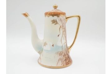 明治〜大正期　オールドノリタケ　NORITAKE　ハンドペイント　金彩　金盛　白鳥葦文　優雅な雰囲気漂うポット・カップ&ソーサー4客・プレート5枚セット(トリオ、デミタス、コーヒー、C&S、碗皿)(R-083678)