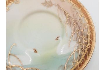 明治〜大正期　オールドノリタケ　NORITAKE　ハンドペイント　金彩　金盛　白鳥葦文　優雅な雰囲気漂うポット・カップ&ソーサー4客・プレート5枚セット(トリオ、デミタス、コーヒー、C&S、碗皿)(R-083678)