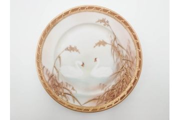 明治〜大正期　オールドノリタケ　NORITAKE　ハンドペイント　金彩　金盛　白鳥葦文　優雅な雰囲気漂うポット・カップ&ソーサー4客・プレート5枚セット(トリオ、デミタス、コーヒー、C&S、碗皿)(R-083678)