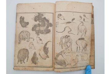 葛飾北斎　「北斎漫画」　二編(2編)　四編(4編)　浮世絵　木版画　2冊セット(画集、絵手本、和本、古書)(R-083696)