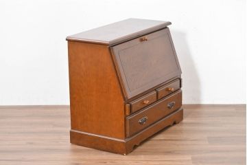 和製ビンテージ　楢(ナラ)材　越後民芸　重厚感と実用性を備えたライティングビューロー(簿記机、ワークデスク、在宅用、在宅ワーク用、ヴィンテージ)(R-083703)