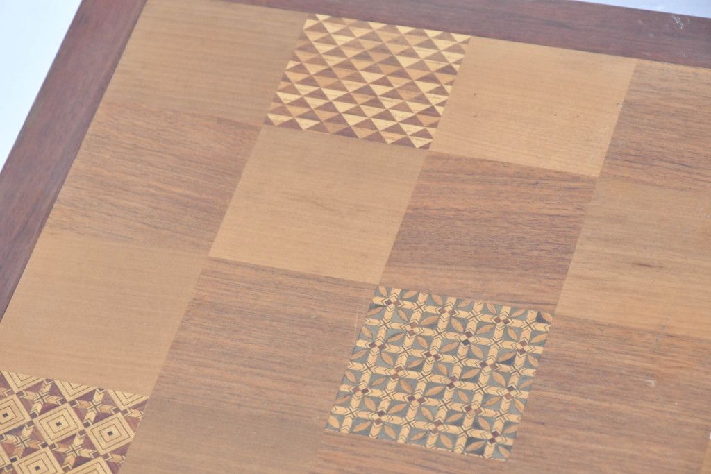 和製ヴィンテージ　天板の幾何学模様に工芸美を感じるダイニングテーブル　(R-083704)