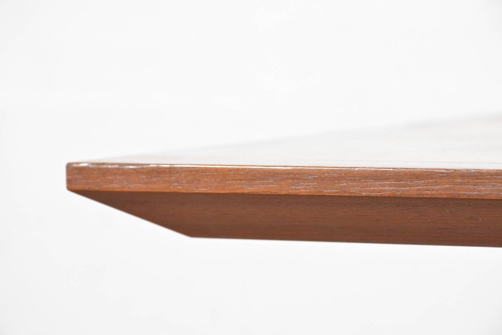 和製ヴィンテージ　天板の幾何学模様に工芸美を感じるダイニングテーブル　(R-083704)