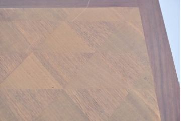 和製ビンテージ　幾何学模様が魅せる工芸美が美しいダイニングテーブル(パーケットリー、象嵌、2人掛け、二人掛け、ヴィンテージ)(R-083705)