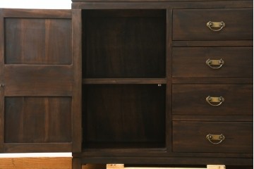 中古　チーク無垢材　リゾート風　深みのある色合いが落ち着いた雰囲気を醸し出すリゾート風アジアンサイドボード　(R-083708)