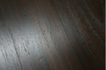 中古　チーク無垢材　リゾート風　深みのある色合いが落ち着いた雰囲気を醸し出すリゾート風アジアンサイドボード　(R-083708)