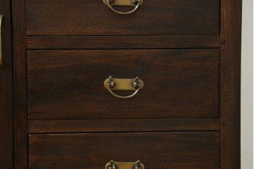 中古　チーク無垢材　リゾート風　深みのある色合いが落ち着いた雰囲気を醸し出すリゾート風アジアンサイドボード　(R-083708)