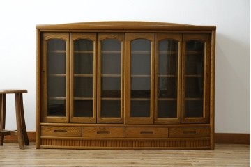 中古　展示品　美品　浜本工芸　楢(ナラ)材　優美な佇まいが素敵!ゆるやかな曲線のサイドボード　定価約23万円相当　(R-083709)