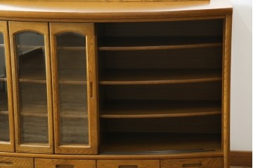 中古　展示品　美品　浜本工芸　楢(ナラ)材　優美な佇まいが素敵!ゆるやかな曲線のサイドボード　定価約23万円相当　(R-083709)