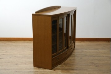 中古　展示品　美品　浜本工芸　楢(ナラ)材　優美な佇まいが素敵!ゆるやかな曲線のサイドボード　定価約23万円相当　(R-083709)