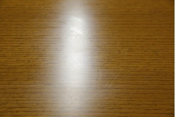 中古　展示品　美品　浜本工芸　楢(ナラ)材　優美な佇まいが素敵!ゆるやかな曲線のサイドボード　定価約23万円相当　(R-083709)