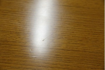 中古　展示品　美品　浜本工芸　楢(ナラ)材　優美な佇まいが素敵!ゆるやかな曲線のサイドボード　定価約23万円相当　(R-083709)