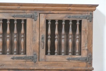 スペインヴィンテージ　木と金具が織りなす構築的な美!!スピンドルが目を引く吊り棚　(R-083710)