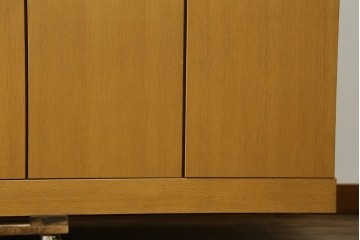 中古　国産職人手作りオーダー家具　天板ナラ(楢)材　無垢　シンプルモダンなサイドボード　製作費65万円　(R-083714)