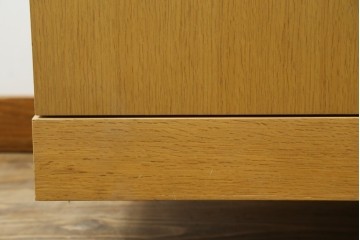 中古　国産職人手作りオーダー家具　天板ナラ(楢)材　無垢　シンプルモダンなサイドボード　製作費65万円　(R-083714)