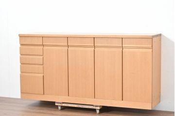 中古　国産職人手作りオーダー家具　天板ナラ(楢)材　無垢　シンプルモダンなサイドボード(リビングボード、収納棚、戸棚)(製作費65万円)(R-083714)