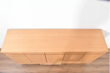 中古　国産職人手作りオーダー家具　天板ナラ(楢)材　無垢　シンプルモダンなサイドボード(リビングボード、収納棚、戸棚)(製作費65万円)(R-083714)