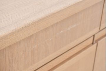 中古　国産職人手作りオーダー家具　天板ナラ(楢)材　無垢　シンプルモダンなサイドボード(リビングボード、収納棚、戸棚)(製作費65万円)(R-083714)