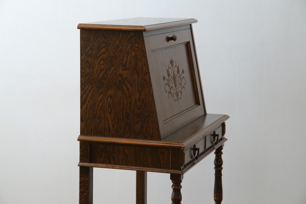 中古　美品　三越家具(現カントリーハウス)　Brugge(ブルージュ)　温かみのある色合いが素敵!カントリースタイルの空間づくりにおすすめのライティングビューロー　定価約36万円　(R-083715)