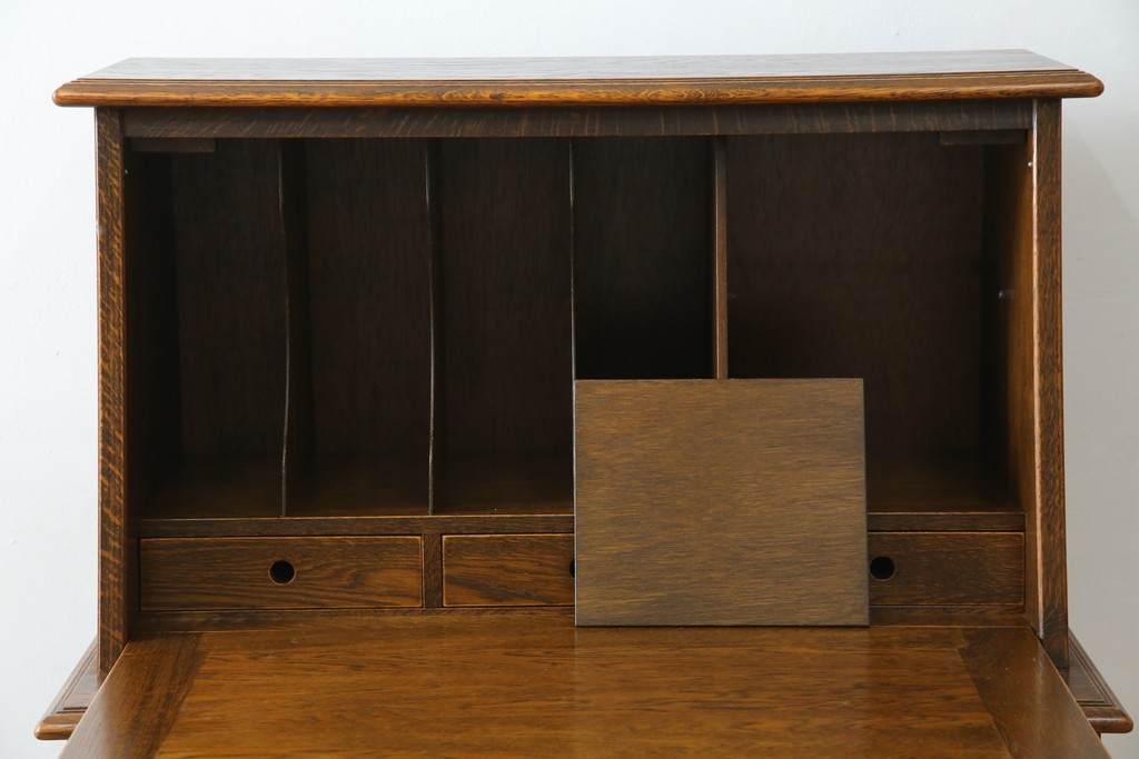 中古　美品　三越家具(現カントリーハウス)　Brugge(ブルージュ)　温かみのある色合いが素敵!カントリースタイルの空間づくりにおすすめのライティングビューロー　定価約36万円　(R-083715)