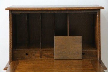 中古　美品　三越家具(現カントリーハウス)　Brugge(ブルージュ)　温かみのある色合いが素敵!カントリースタイルの空間づくりにおすすめのライティングビューロー　定価約36万円　(R-083715)