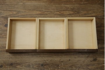 中古　美品　三越家具(現カントリーハウス)　Brugge(ブルージュ)　温かみのある色合いが素敵!カントリースタイルの空間づくりにおすすめのライティングビューロー　定価約36万円　(R-083715)