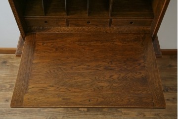 中古　美品　三越家具(現カントリーハウス)　Brugge(ブルージュ)　温かみのある色合いが素敵!カントリースタイルの空間づくりにおすすめのライティングビューロー　定価約36万円　(R-083715)