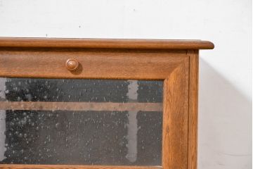 中古　美品　勇峰工芸　フローラシリーズ　ナラ(楢)材　あたたかみを感じるクラシカルで上品なテレビボード(TVボード、テレビ台、TV台、ローボード、収納棚、戸棚)(R-083716)