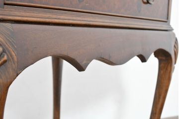 イギリスアンティーク　ウォールナット材　バール杢　猫脚　小振りサイズが取り入れやすいライティングビューロー(ワークデスク、簿記机、在宅ワーク用、在宅用、英国)(R-083717)