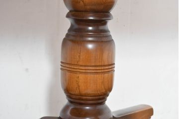 中古　美品　飛騨産業　キツツキマーク　穂高シリーズ　気品漂う佇まいが素敵なダイニングテーブル(食卓、4人掛け、6人掛け、オーバルテーブル、4人用、6人用)(R-083718)