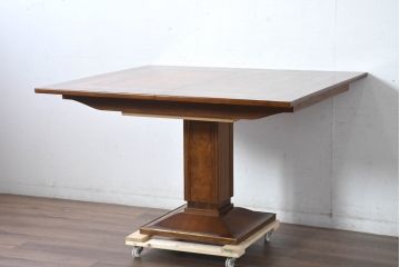 中古　高級輸入家具　ローズウッドとウォールナットを贅沢に使用した象嵌入りの伸長式ダイニングテーブル(エクステンション、伸縮式ダイニングテーブル、拡張テーブル、食卓、4人掛け、6人掛け、4人用、6人用)(R-083722)