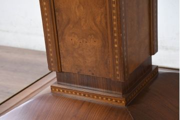 中古　高級輸入家具　ローズウッドとウォールナットを贅沢に使用した象嵌入りの伸長式ダイニングテーブル(エクステンション、伸縮式ダイニングテーブル、拡張テーブル、食卓、4人掛け、6人掛け、4人用、6人用)(R-083722)