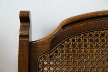 中古　三越家具(現カントリーハウス)　Brugge(ブルージュ)　ラタン(籐)　クラシカルな佇まいが魅力のアームチェア2脚　セット定価約22万円相当　(R-083723)