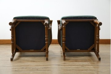 中古　三越家具(現カントリーハウス)　Brugge(ブルージュ)　ラタン(籐)　クラシカルな佇まいが魅力のアームチェア2脚　セット定価約22万円相当　(R-083723)