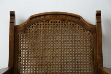 中古　三越家具(現カントリーハウス)　Brugge(ブルージュ)　ラタン(籐)　クラシカルな佇まいが魅力のアームチェア2脚　セット定価約22万円相当　(R-083723)