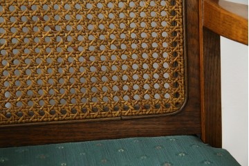 中古　三越家具(現カントリーハウス)　Brugge(ブルージュ)　ラタン(籐)　クラシカルな佇まいが魅力のアームチェア2脚　セット定価約22万円相当　(R-083723)