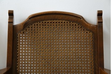 中古　三越家具(現カントリーハウス)　Brugge(ブルージュ)　ラタン(籐)　クラシカルな佇まいが魅力のアームチェア2脚　セット定価約22万円相当　(R-083723)