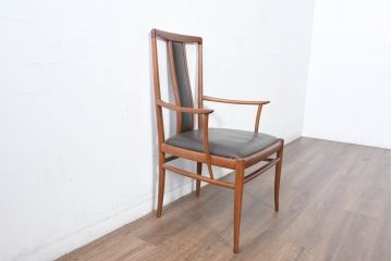 中古　モリシゲ(MORISHIGE/森繁)　ミッドセンチュリーデザイン　本革　モダンな空間づくりにおすすめの高級ダイニングチェア(椅子、イス、アームチェア)(R-083725)
