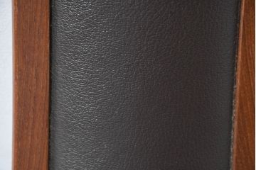 中古　モリシゲ(MORISHIGE/森繁)　ミッドセンチュリーデザイン　本革　モダンな空間づくりにおすすめの高級ダイニングチェア(椅子、イス、アームチェア)(R-083725)